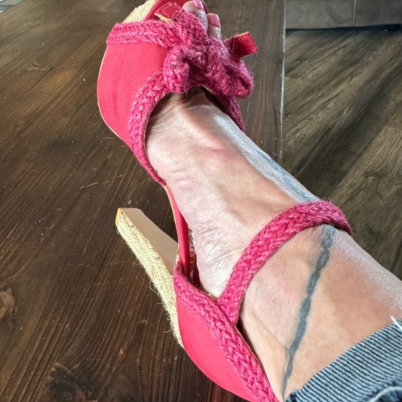 Cute pink sandals - Picture 4 of 5